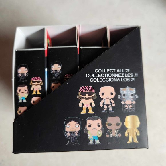 Box of 12 - WWE Funko POP Pin Blind Box Entertainment Earth Exclusive - Picture 6 of 7